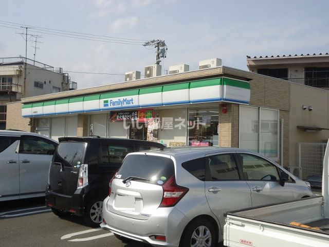 コンビニ　ファミリーマート木曽岬町店（コンビニ）まで3012m