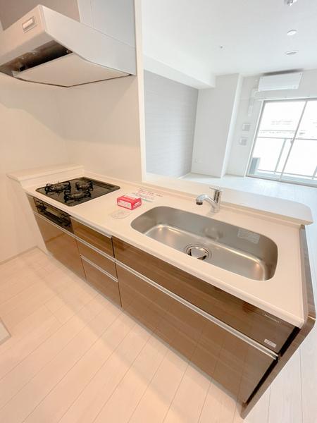 キッチン　他のお部屋となります。現状優先。