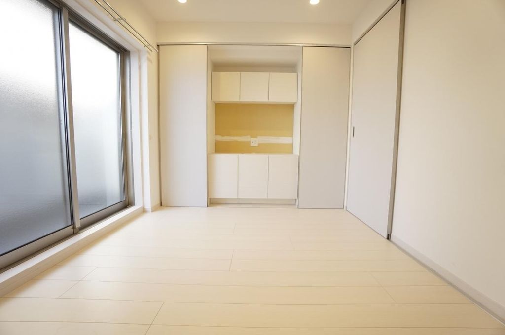 居室・リビング　リブリ・泉