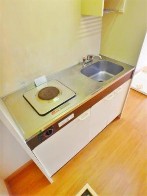 キッチン　まな板がおける広さですね