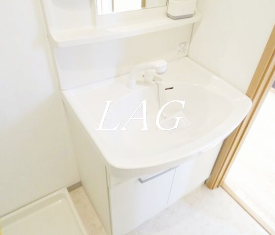 洗面設備　洗面台です。