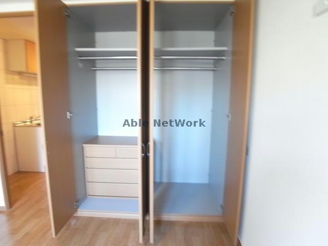 収納　居室収納