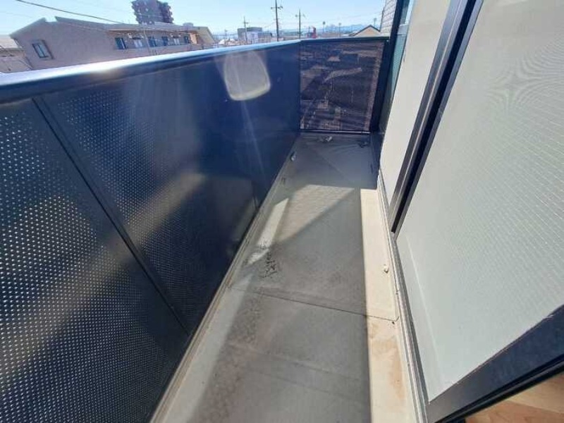 バルコニー　図面と現状に相違がある場合には現状を優先