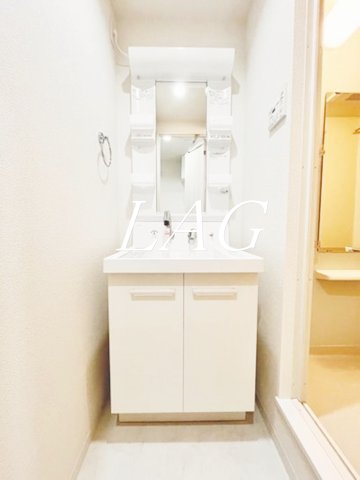 洗面設備　洗面台です。