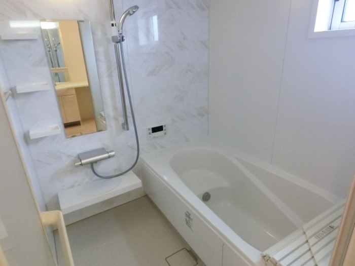 バス・シャワールーム　浴室