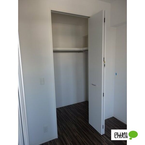 収納　他号室室内写真