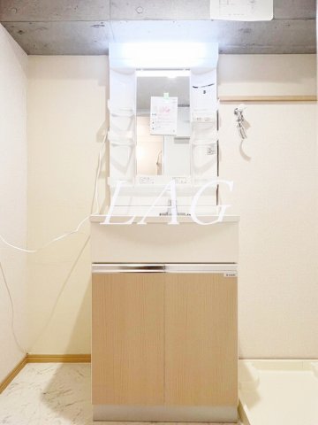 洗面設備　独立洗面台です。