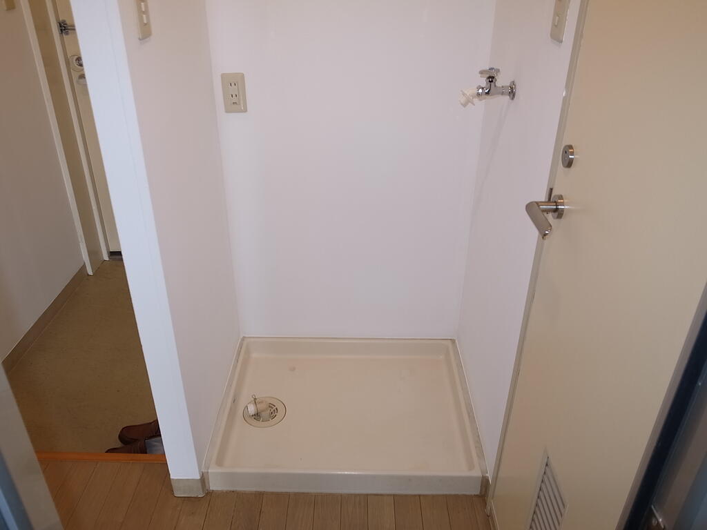 その他設備　同間取り別号室の写真になります。