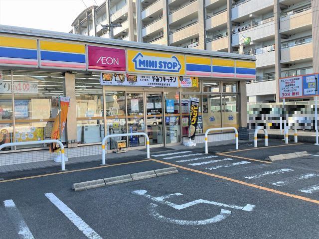 コンビニ　ミニストップ名古屋豊田３丁目店（コンビニ）まで398m