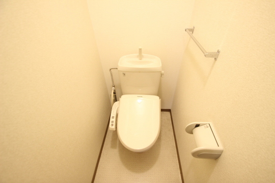 トイレ　※別部屋の写真です