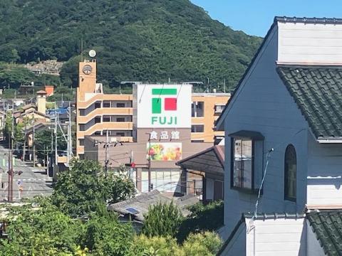 その他　フジ小郡店（その他）まで902m