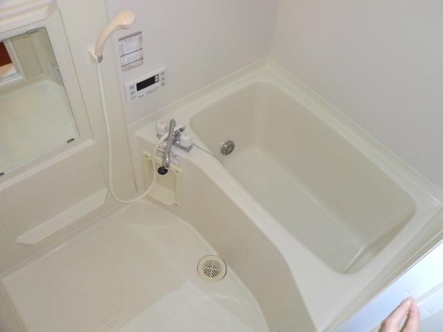 バス・シャワールーム　バスルーム