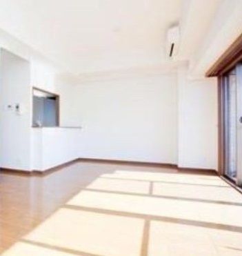 居室・リビング　☆明るい居室☆