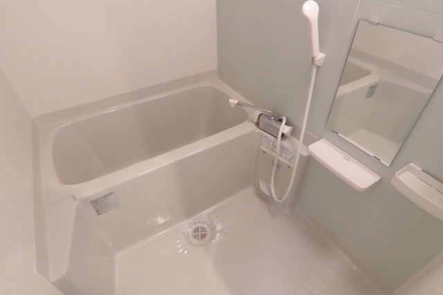 バス・シャワールーム　※別室の参考写真の為、現況優先です。