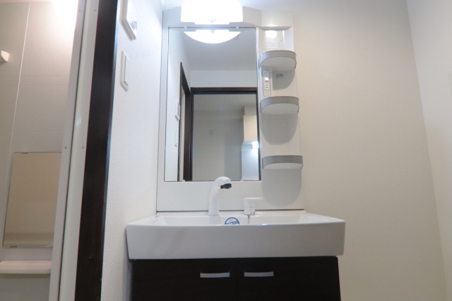 洗面設備　※別室の参考写真の為、現況優先です。