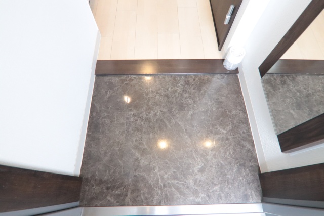 玄関　※別室の参考写真の為、現況優先です。