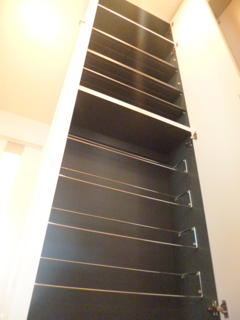 玄関　シューズボックス