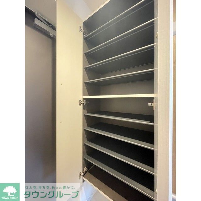 玄関　シューズボックス