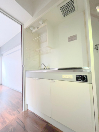 キッチン　※別部屋の写真です