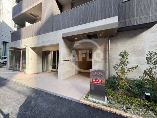 エントランス　コンフォリア・リヴ北浜高麗橋　エントランス