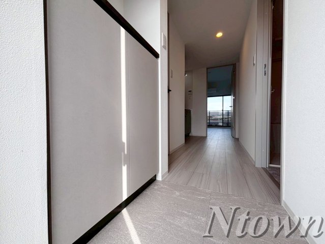 玄関　シンプルで使いやすい玄関です