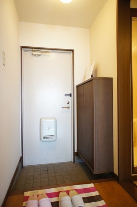 玄関　図面と現状に相違がある場合には現状を優先