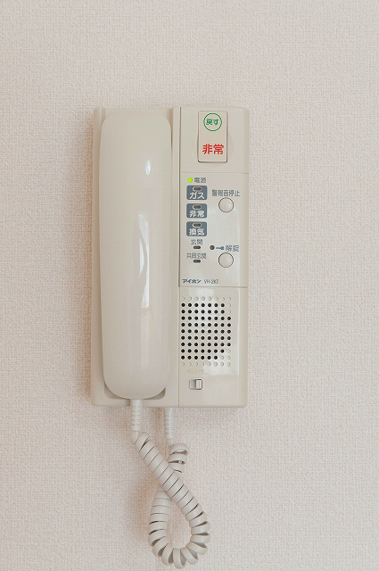 セキュリティ　インターホン　※写真は今回募集の部屋とは異なります
