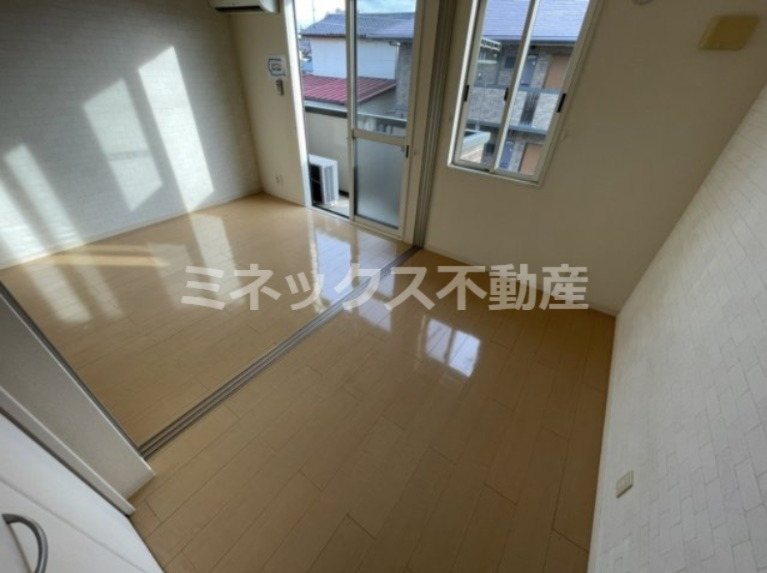 収納　同タイプのお部屋の写真。現況を優先します。