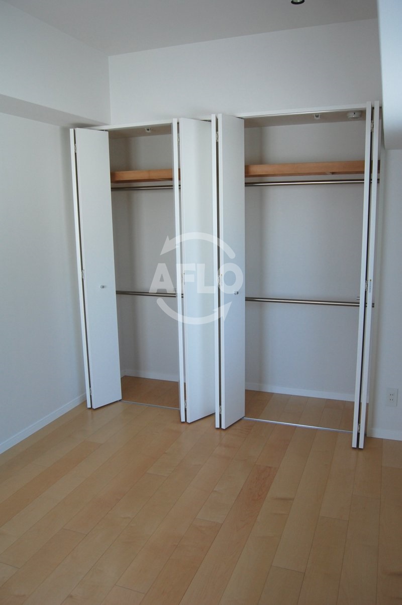 収納　ＨＯＲＩＥ　ＬＵＸ　クロゼット