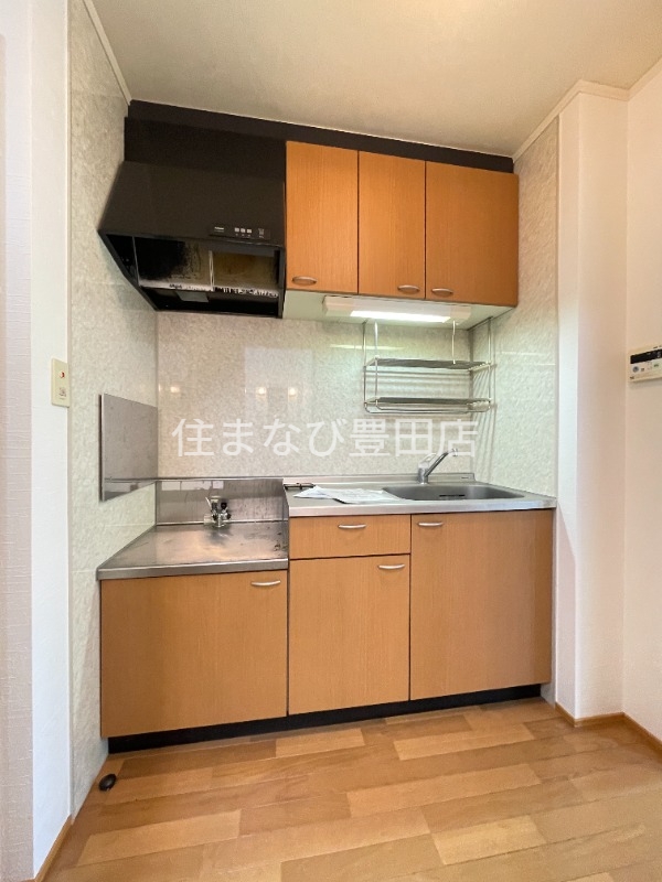 キッチン　別室同型写真