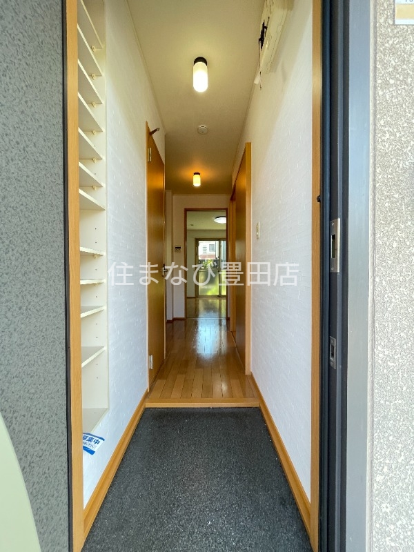 玄関　別室同型写真