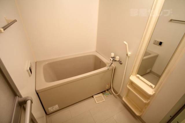 バス・シャワールーム　追炊き機能付きバス