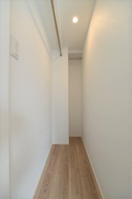 収納　ウォークインクローゼット