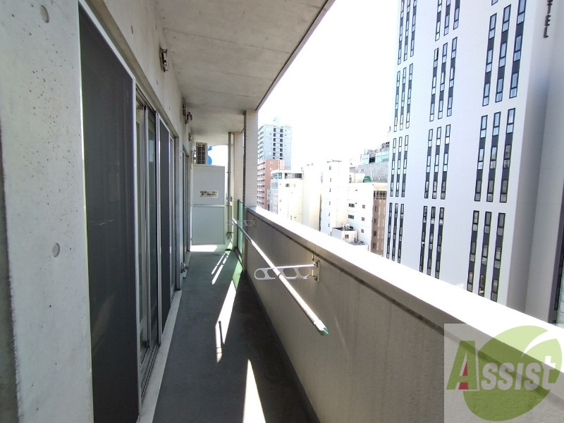 バルコニー　バルコニーが付いていますので一息ついてみてはいかがですか。