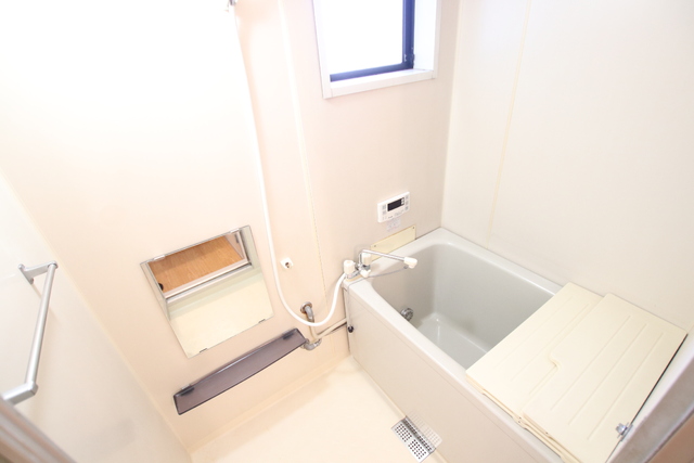 バス・シャワールーム　バスルーム