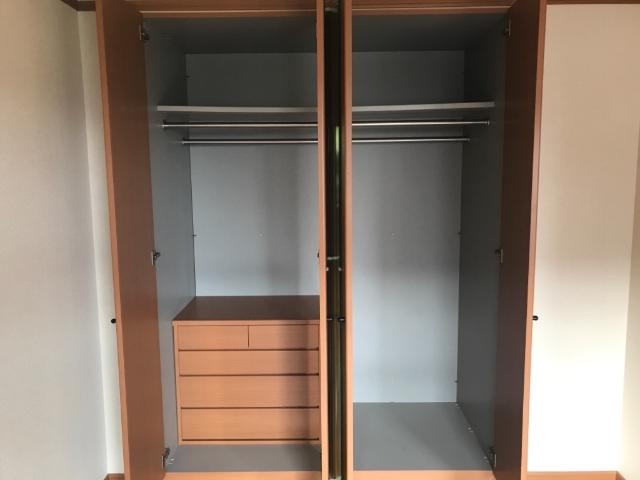 収納　洋室クローゼット