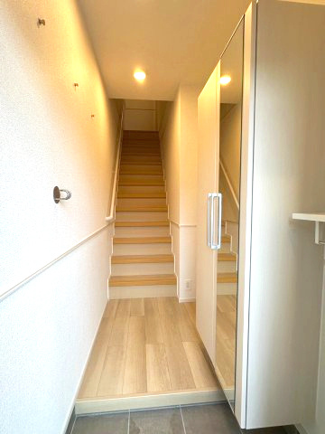 玄関　※同タイプの写真です