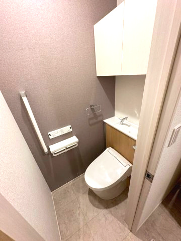 トイレ　※同タイプの写真です