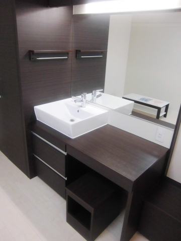 洗面設備　同タイプ