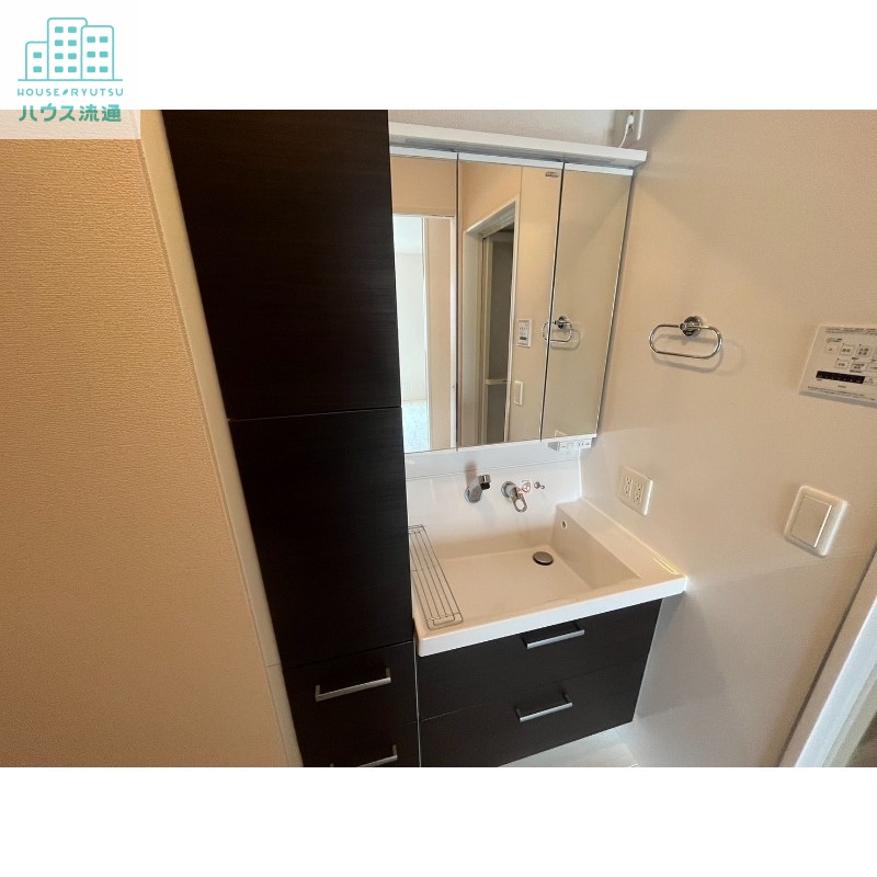 洗面設備　※同タイプ別号室のお写真です