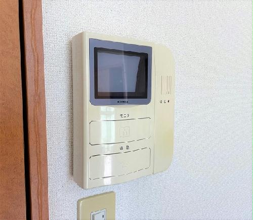 セキュリティ　モニター付きインターホン