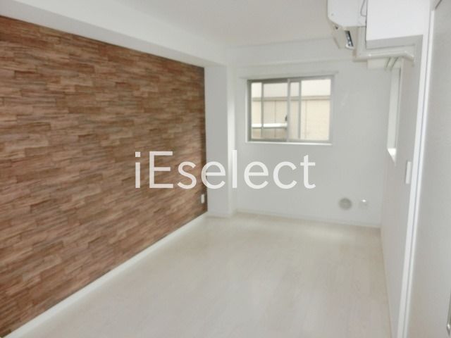 その他部屋・スペース　アクセントクロス付きのＬＤＫです。