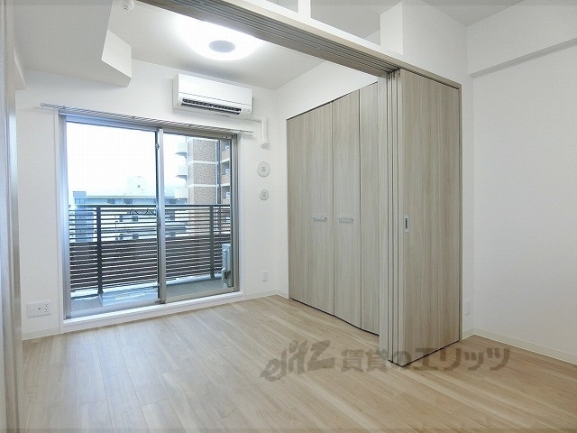 居室・リビング　洋室