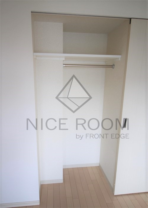 収納　エステムプラザ難波WESTリバークロス　収納