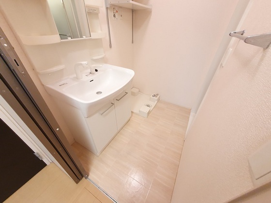 洗面設備　※別部屋の写真です
