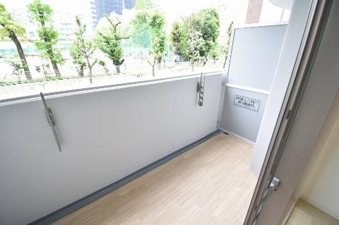 バルコニー　ベランダ