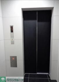 玄関　収納