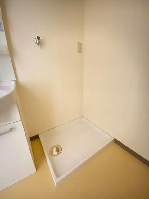 その他設備　室内に防水パン付き洗濯機置き場完備♪（同仕様画像）
