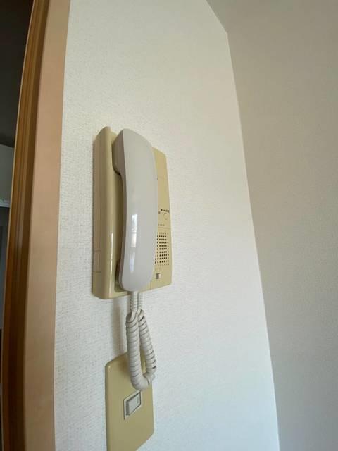 セキュリティ　お部屋から来客対応できるインターホン完備♪（同仕様画像）