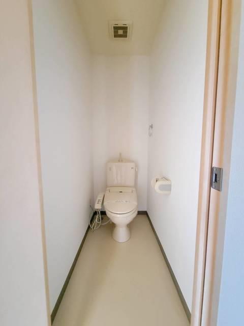 トイレ　ウォシュレット付きの洋式トイレ♪（同仕様画像）